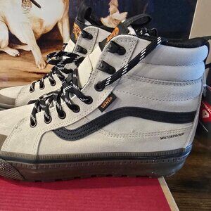 Vans MTE SK8-Hi Waterproof Insulated Shoes VN000DAQZO2 Beige Men's Sz 9.5 NEW